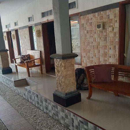 Gedhong Hostel Batununggul Екстер'єр фото