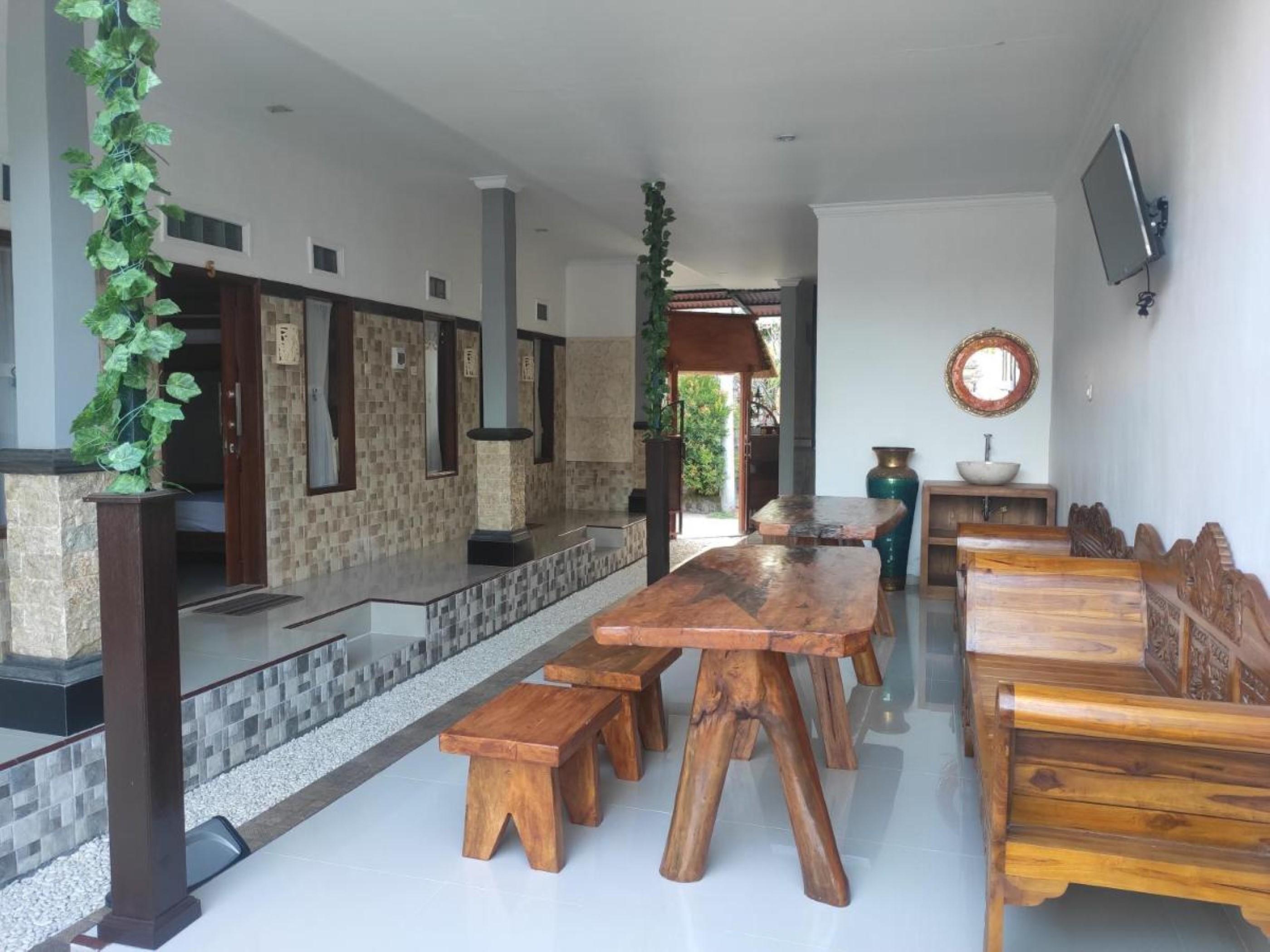 Gedhong Hostel Batununggul Екстер'єр фото