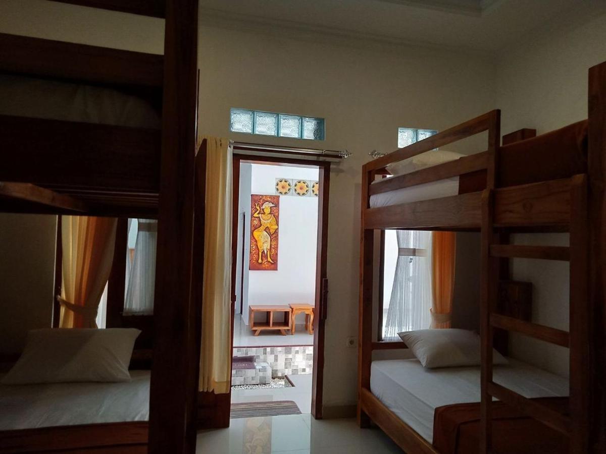 Gedhong Hostel Batununggul Екстер'єр фото