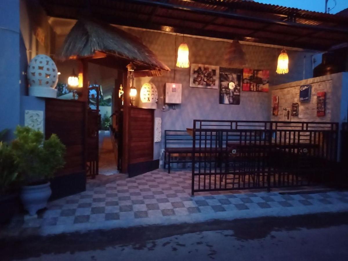 Gedhong Hostel Batununggul Екстер'єр фото