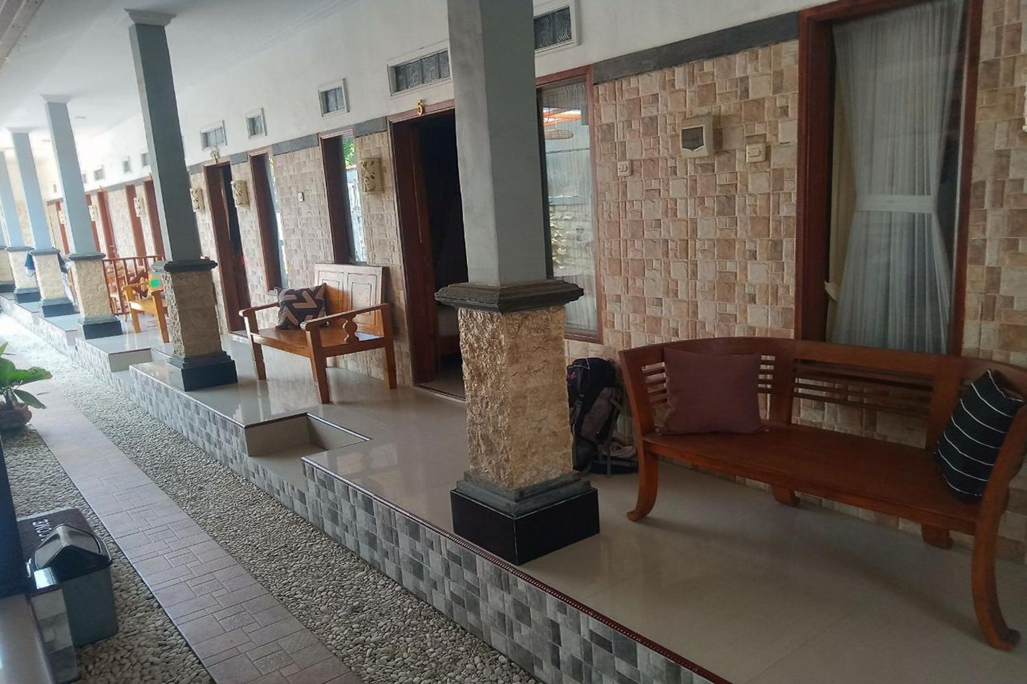 Gedhong Hostel Batununggul Екстер'єр фото